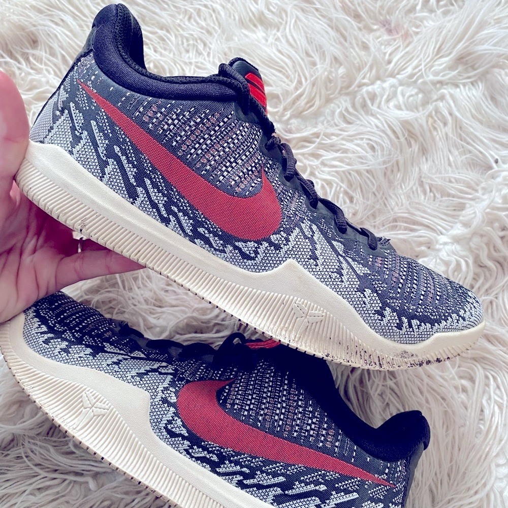 🔥$30.00 FIRM🔥Nike Kobe Bryant 2018 Mamba Rage Snakeskin Sneakers